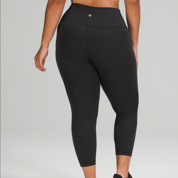 Lululemon winder train HR crop 23” - Picture 2 of 5